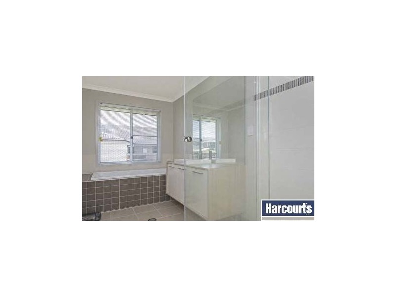 48 River Run Circuit, Ormeau Hills QLD 4208