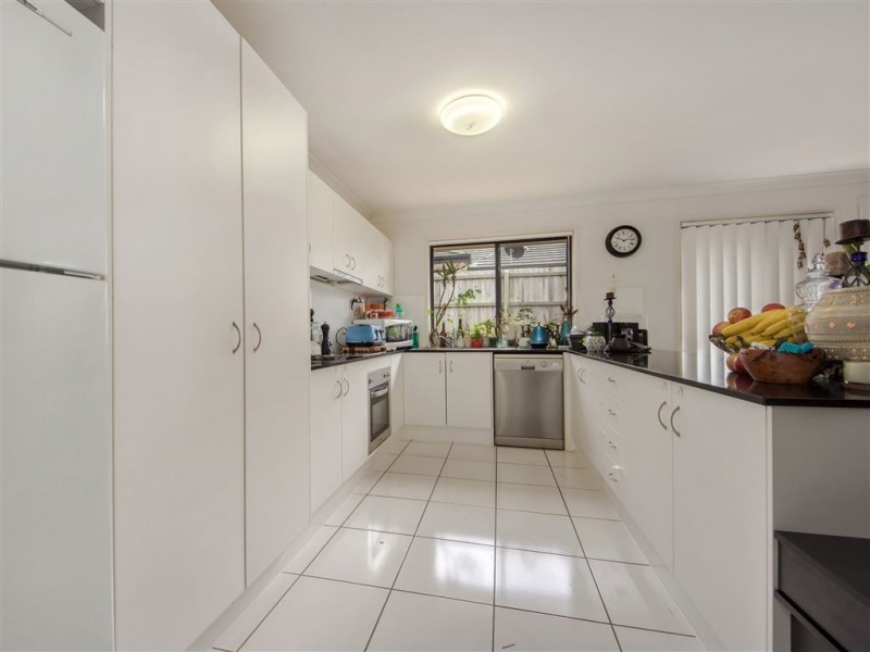 28 Paris Parade, Ormeau QLD 4208