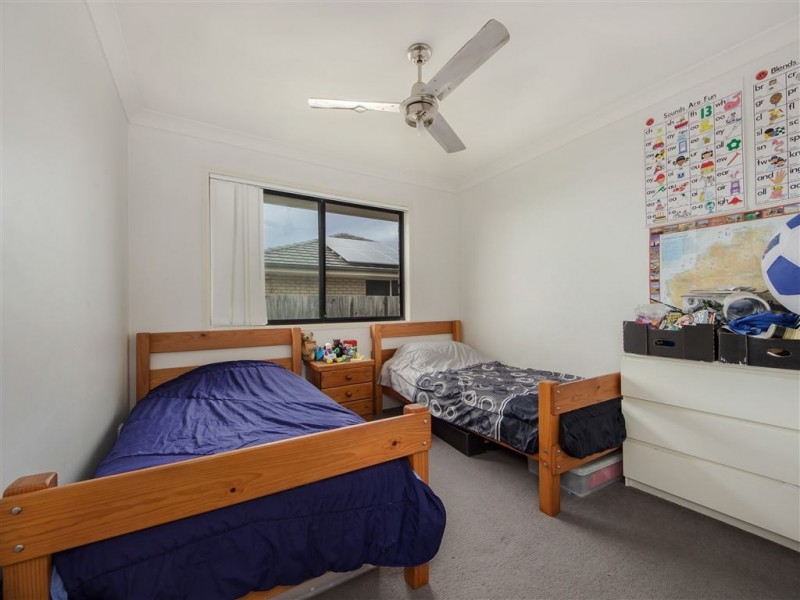 28 Paris Parade, Ormeau QLD 4208
