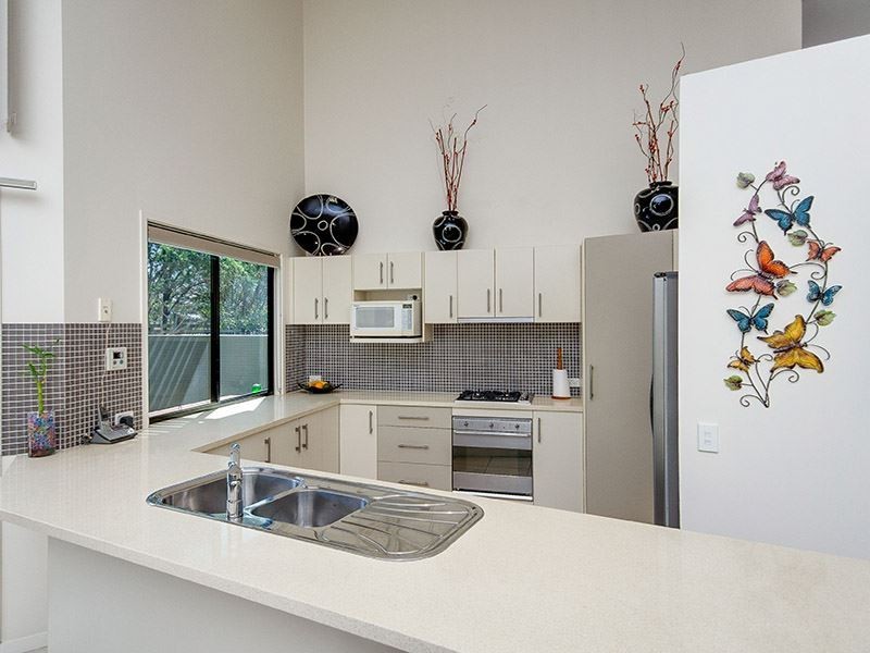 16 Flaxton Street, Ormeau QLD 4208