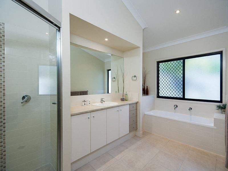 16 Flaxton Street, Ormeau QLD 4208