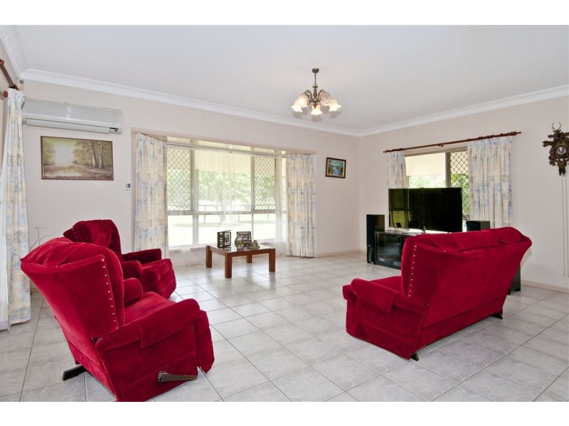 27 Stubbin Street, Belivah QLD 4207