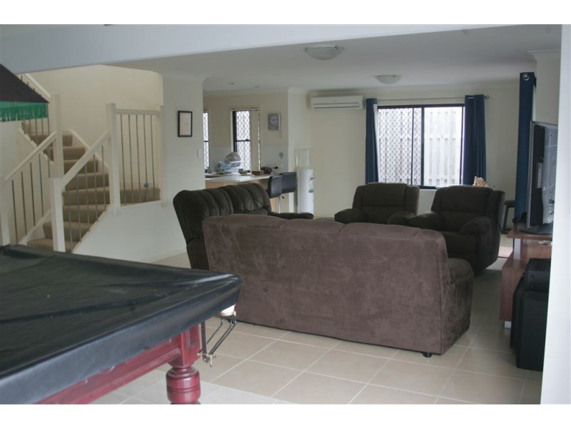 2/2 Yantara Close, Ormeau QLD 4208