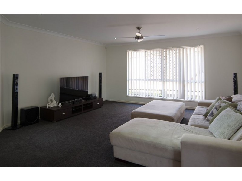 19 Kilkivan Drive, Ormeau QLD 4208