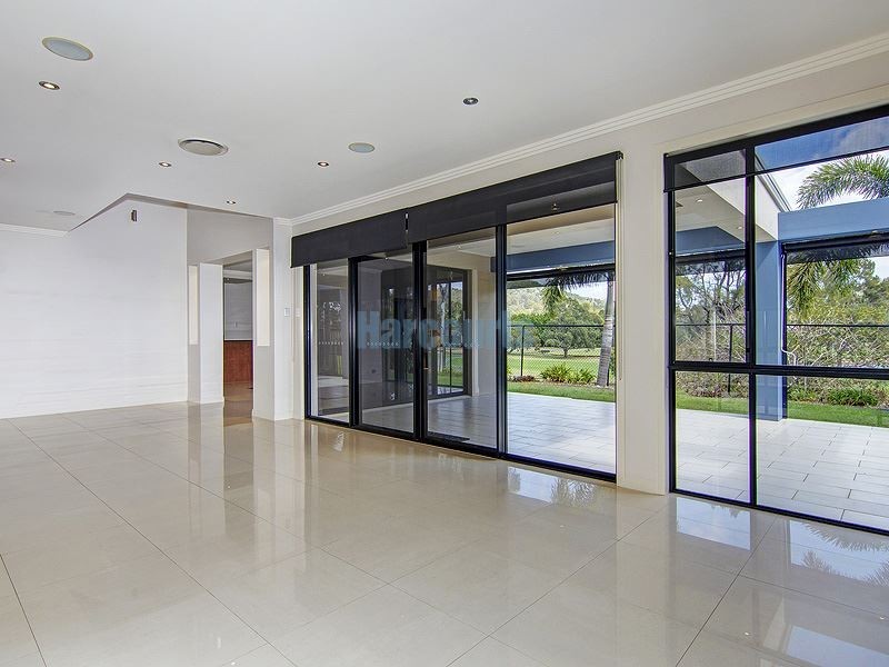 29 The Avenue, Windaroo QLD 4207