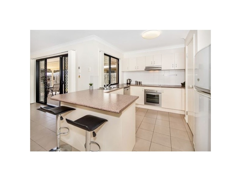 24 Lauradale Crescent, Ormeau QLD 4208