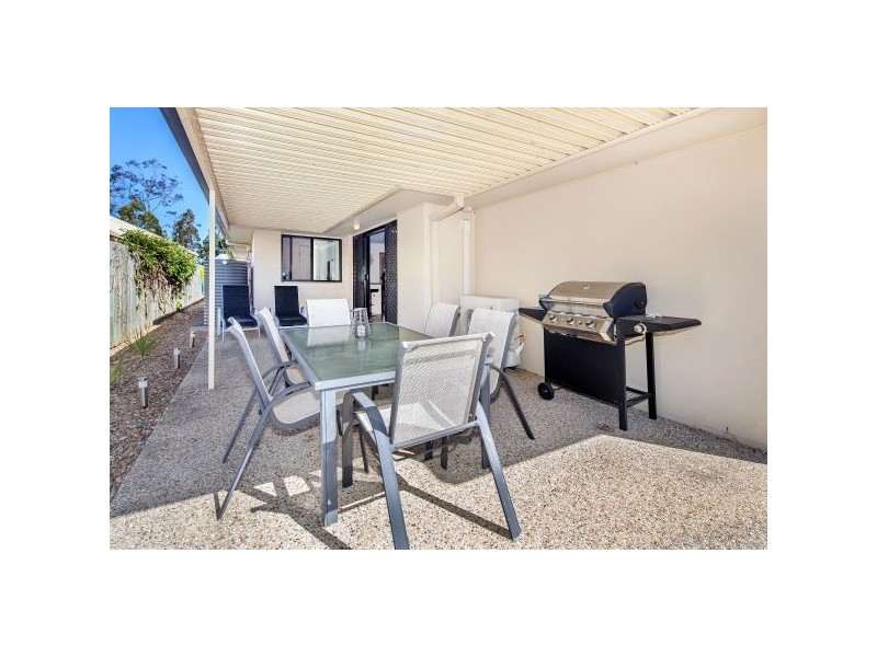24 Lauradale Crescent, Ormeau QLD 4208