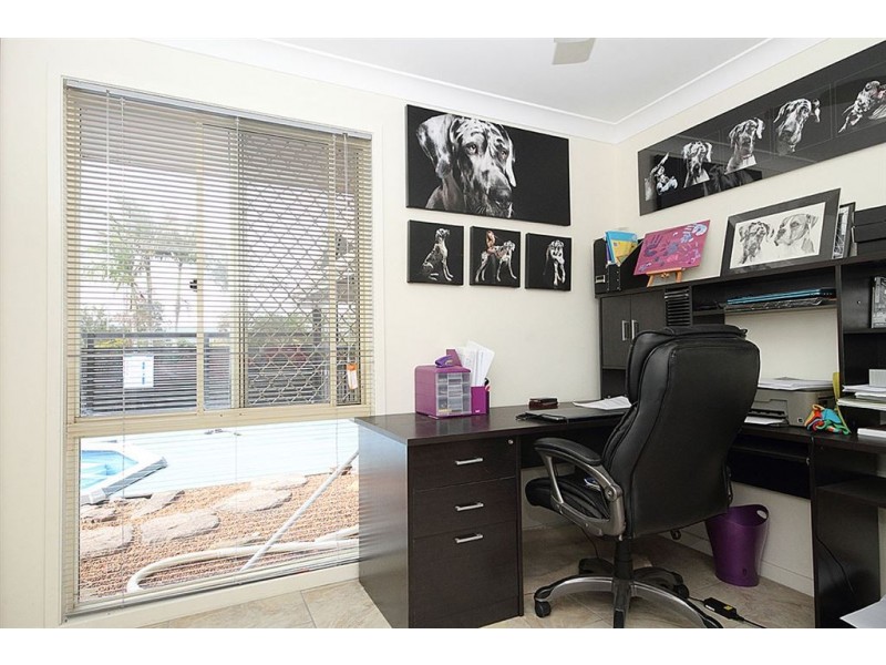 3 Minnie Place, Windaroo QLD 4207