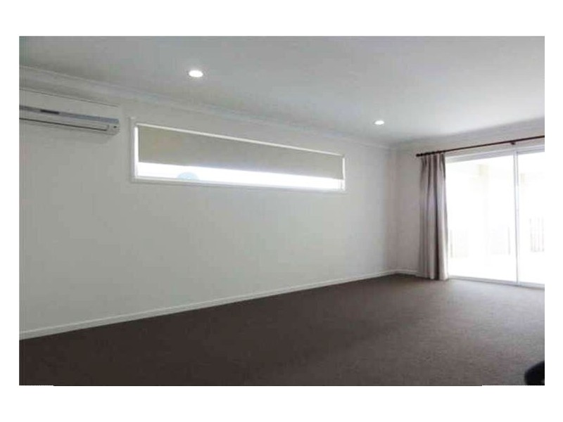 4 Penneshaw Crescent, Ormeau QLD 4208