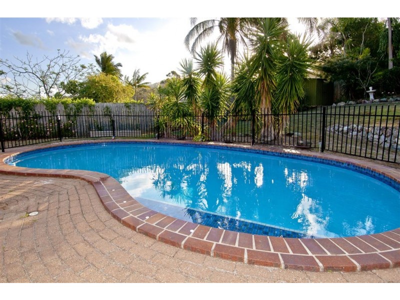 19 Kaiser Drive, Windaroo QLD 4207