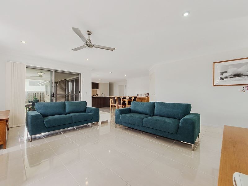 28 Ellenborough Av, Ormeau Hills QLD 4208