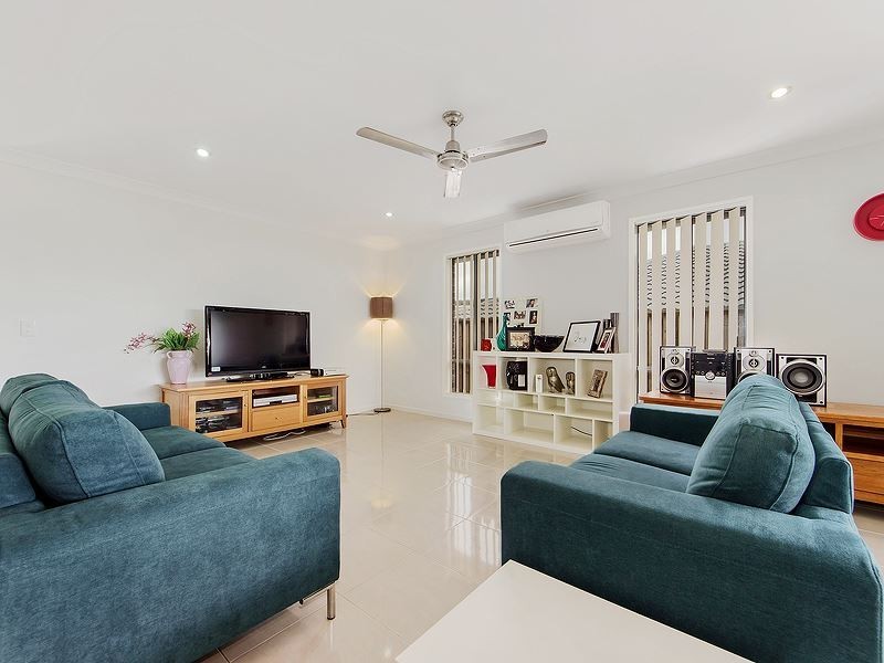 28 Ellenborough Av, Ormeau Hills QLD 4208