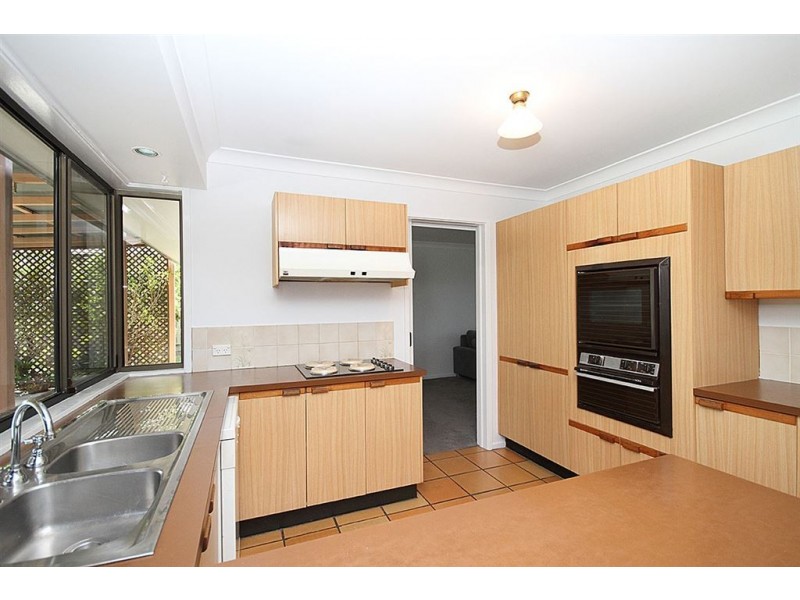 10 Hausmann Ct, Windaroo QLD 4207