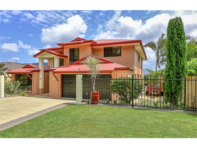 8 Paddy Place, Oxenford QLD 4210