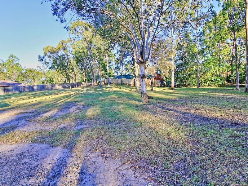 18 Paterson, Yatala QLD 4207