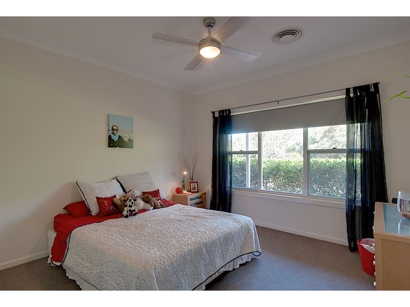 8 Beausang Place, Ormeau QLD 4208