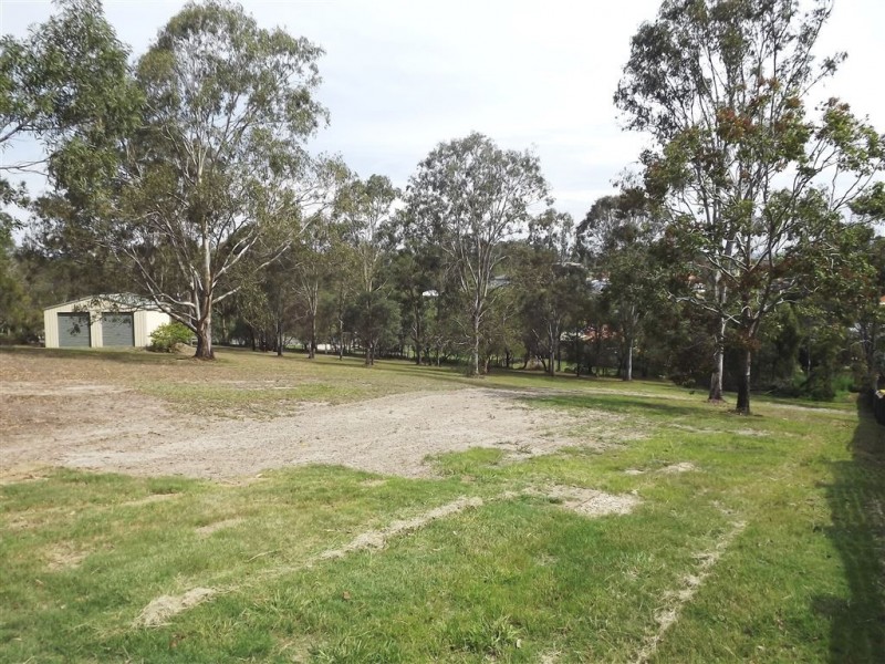 19 Edwards Place, Ormeau QLD 4208