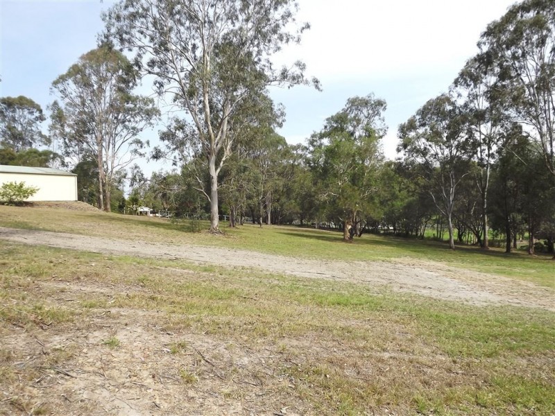 19 Edwards Place, Ormeau QLD 4208