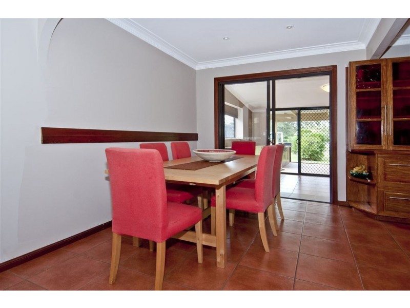25 Sylvan Rd, Park Ridge South QLD 4125