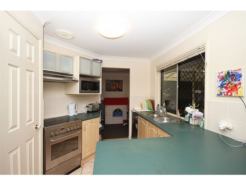 9 Ninky Court, Waterford QLD 4133