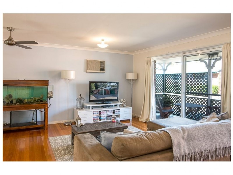 2/176 Oxley Drive, Coombabah QLD 4216