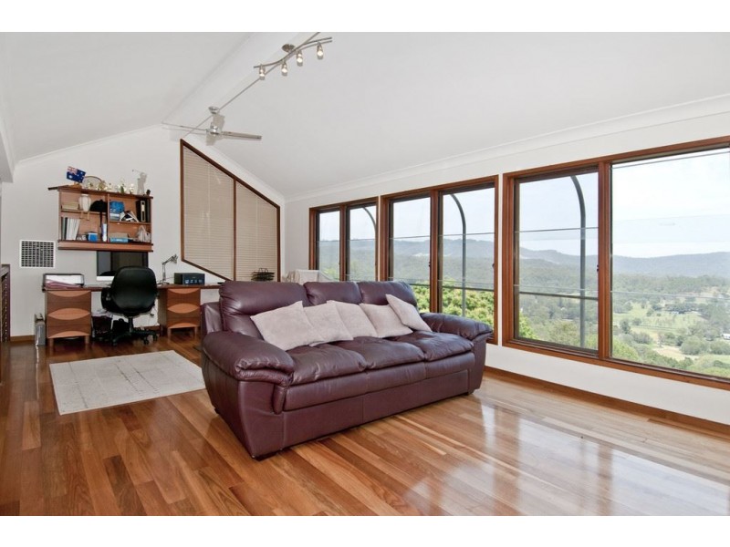 34 Hidden Court, Kingsholme QLD 4208