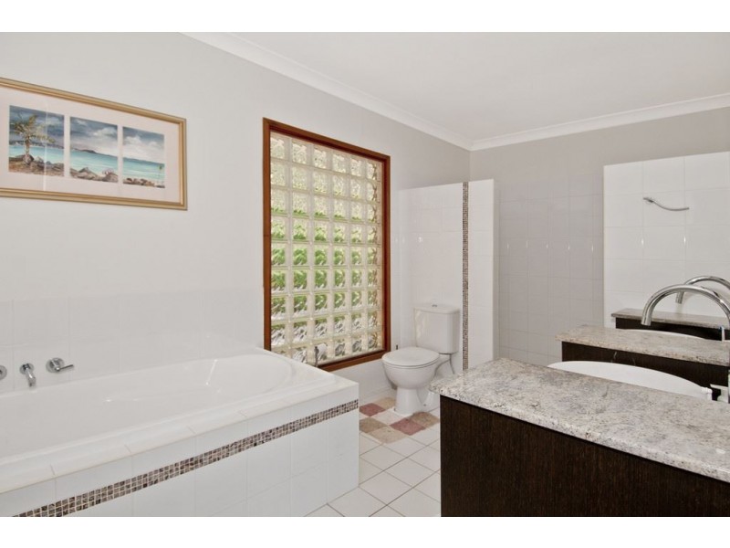 34 Hidden Court, Kingsholme QLD 4208