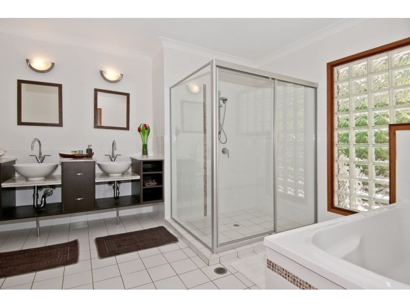 34 Hidden Court, Kingsholme QLD 4208