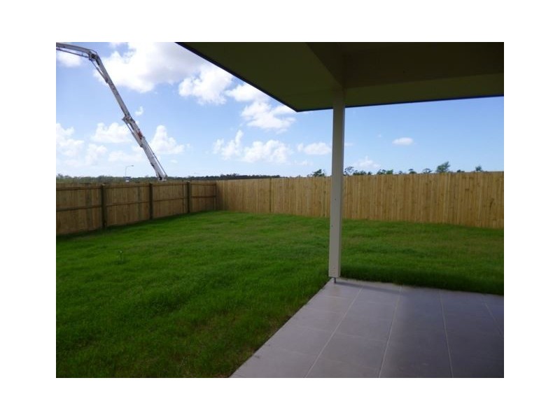 20 John Crescent, Pimpama QLD 4209