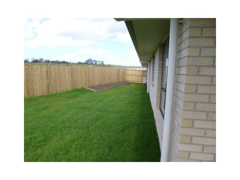 20 John Crescent, Pimpama QLD 4209