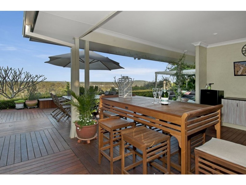 11 Islandview Terrace, Ormeau Hills QLD 4208