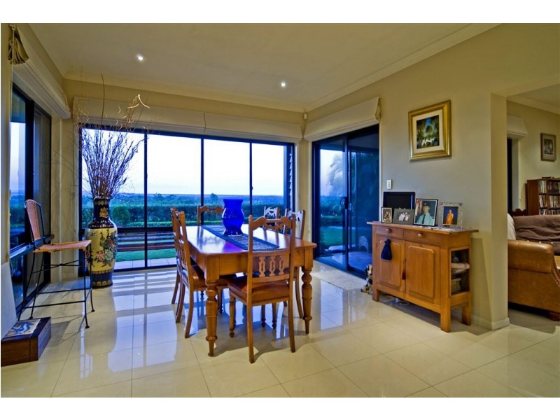 11 Islandview Terrace, Ormeau Hills QLD 4208