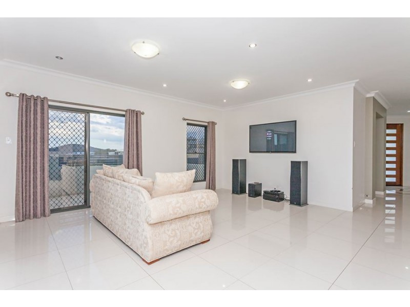 13 Isdell Court, Upper Coomera QLD 4209