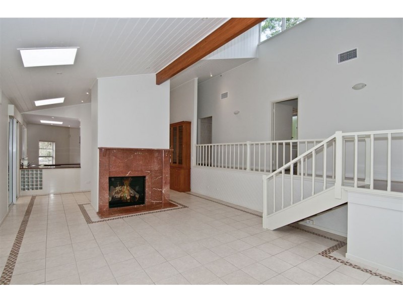 8 Hewett Court, Bannockburn QLD 4207
