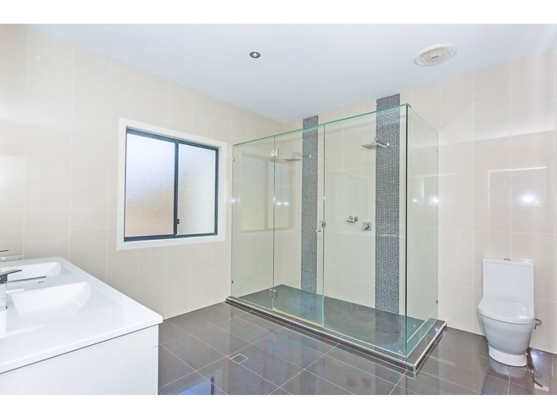 5 Doyle Court, Ormeau Hills QLD 4208