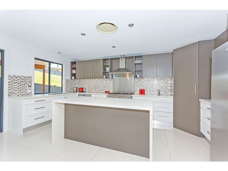 5 Doyle Court, Ormeau Hills QLD 4208