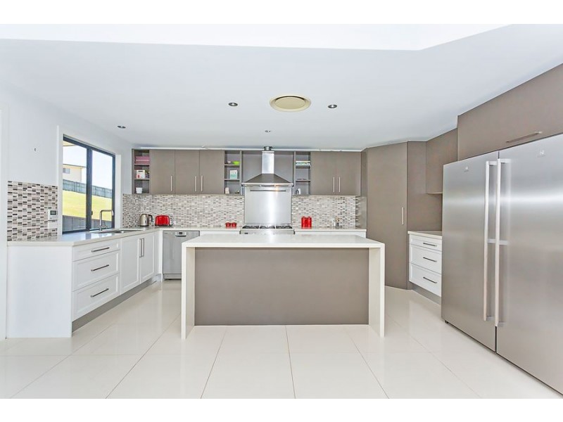 5 Doyle Court, Ormeau Hills QLD 4208