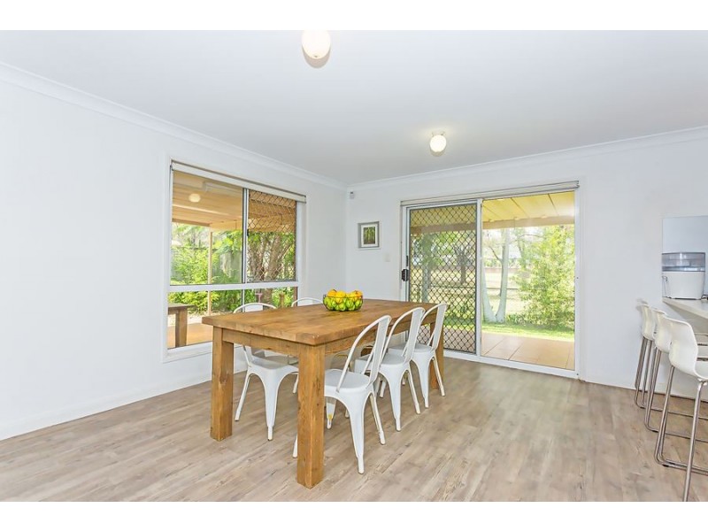 19 Susan Godfrey Drive, Windaroo QLD 4207