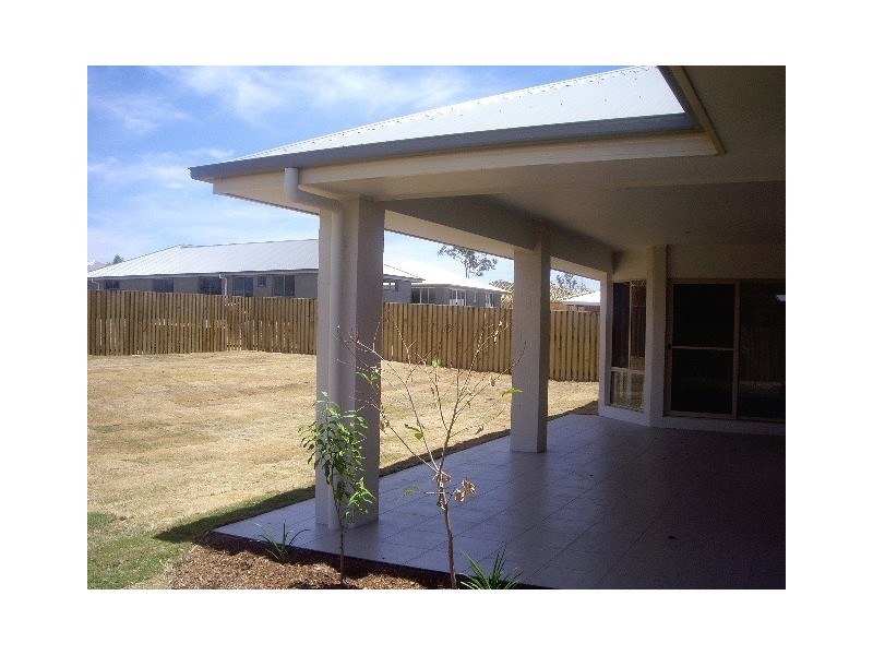 33 Lauradale Cr, Ormeau QLD 4208