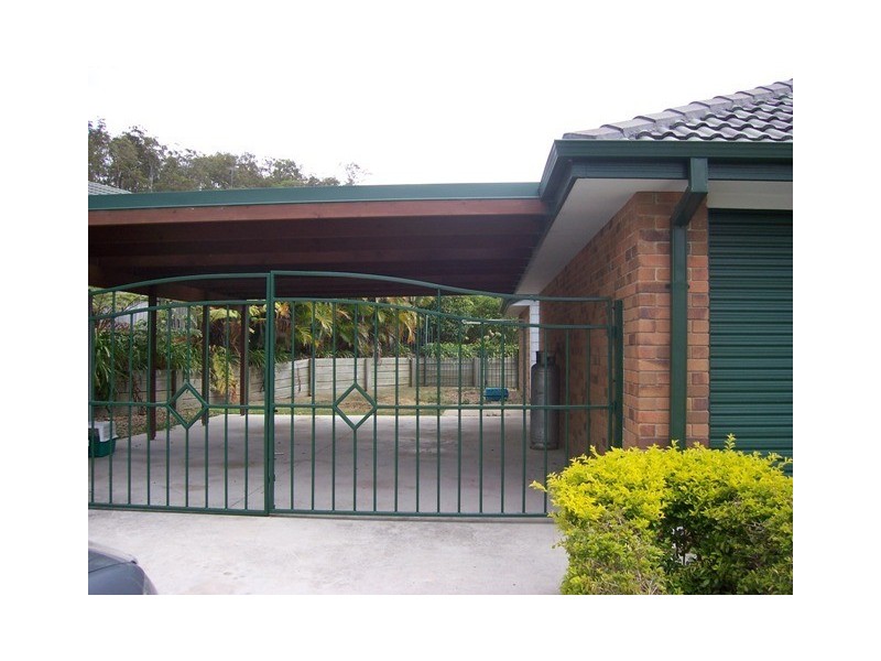 28 Hartwig Crescent, Mount Warren Park QLD 4207
