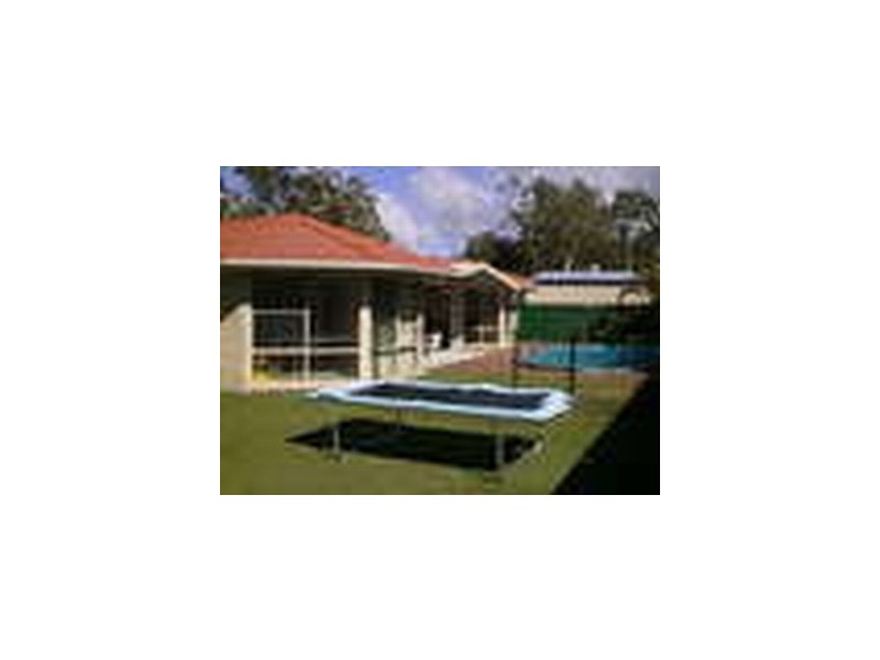 9 Pelican Parade, Jacobs Well QLD 4208