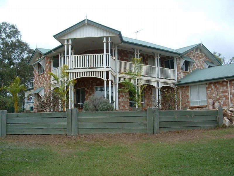 2 Carberry Place, Ormeau QLD 4208