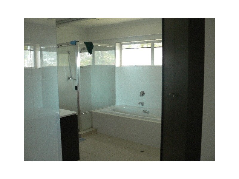 22 Vennor Drive, Ormeau QLD 4208