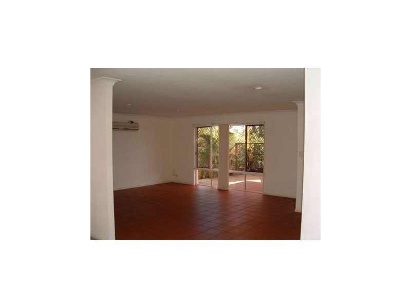 4/50 Oregon Way, Oxenford QLD 4210