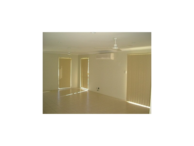 2 Moorhen Street, Coomera QLD 4209