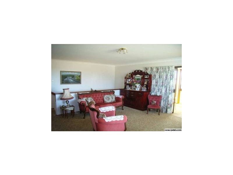 29 The Esplanade, Jacobs Well QLD 4208