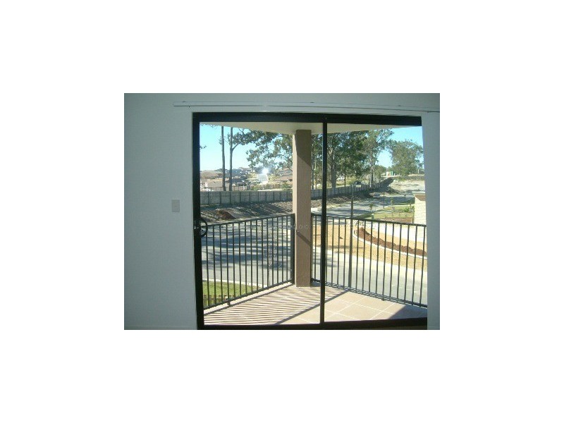 1/15 Success Crescent, Ormeau QLD 4208