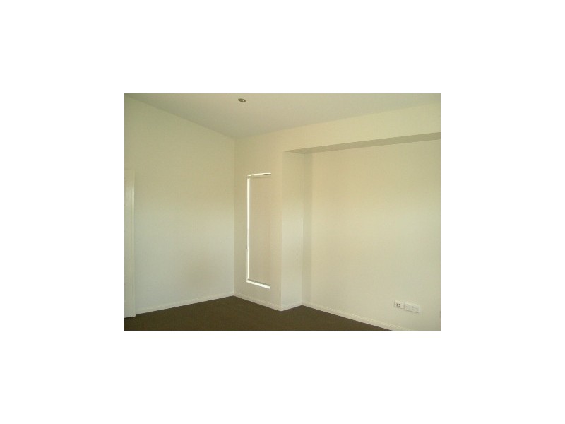 30 Marina Parade, Jacobs Well QLD 4208