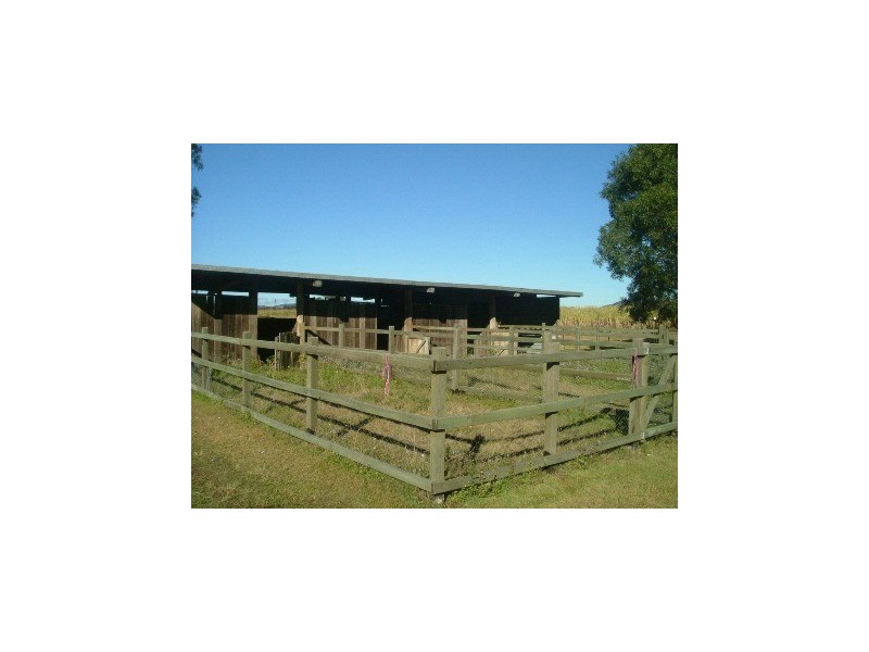 18 Facilles Road, Yatala QLD 4207