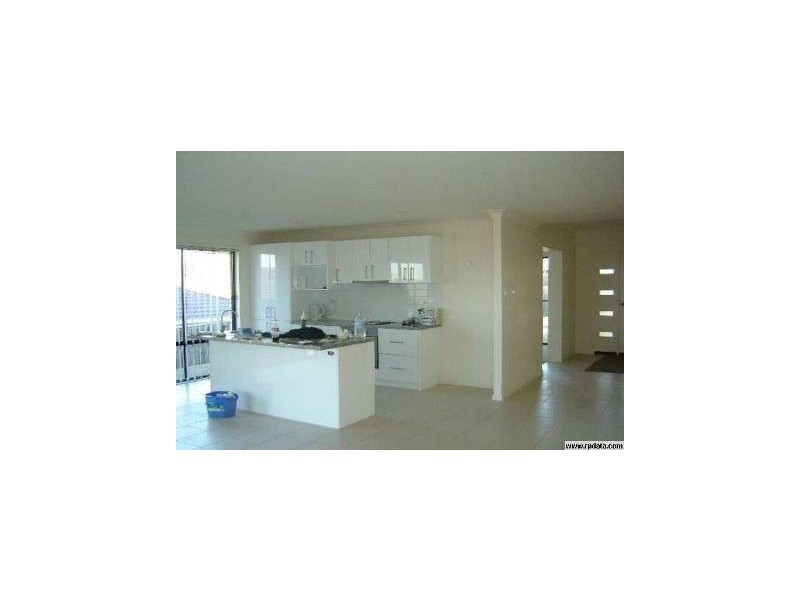 6 Dahlia Crescent, Ormeau QLD 4208